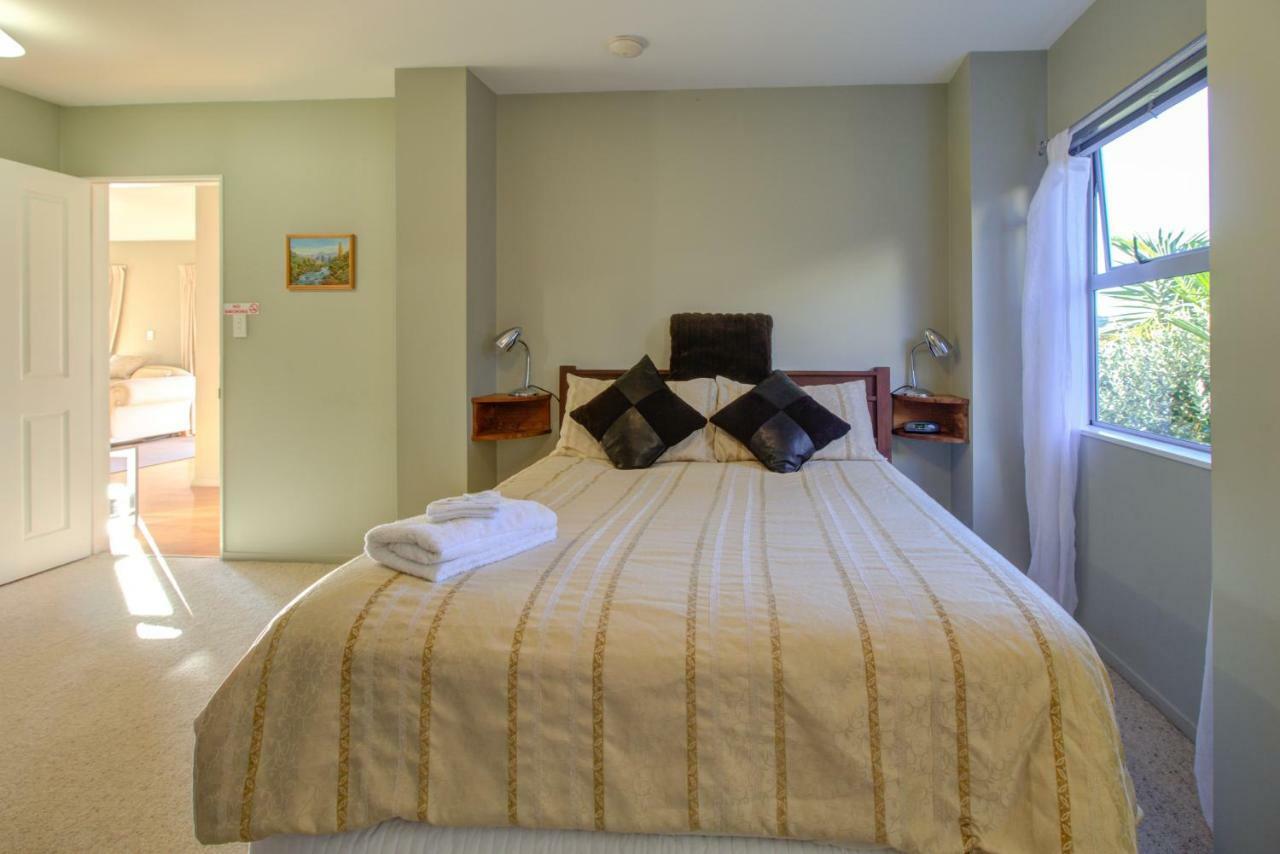 Apartamento Journeys end Raglan Exterior foto